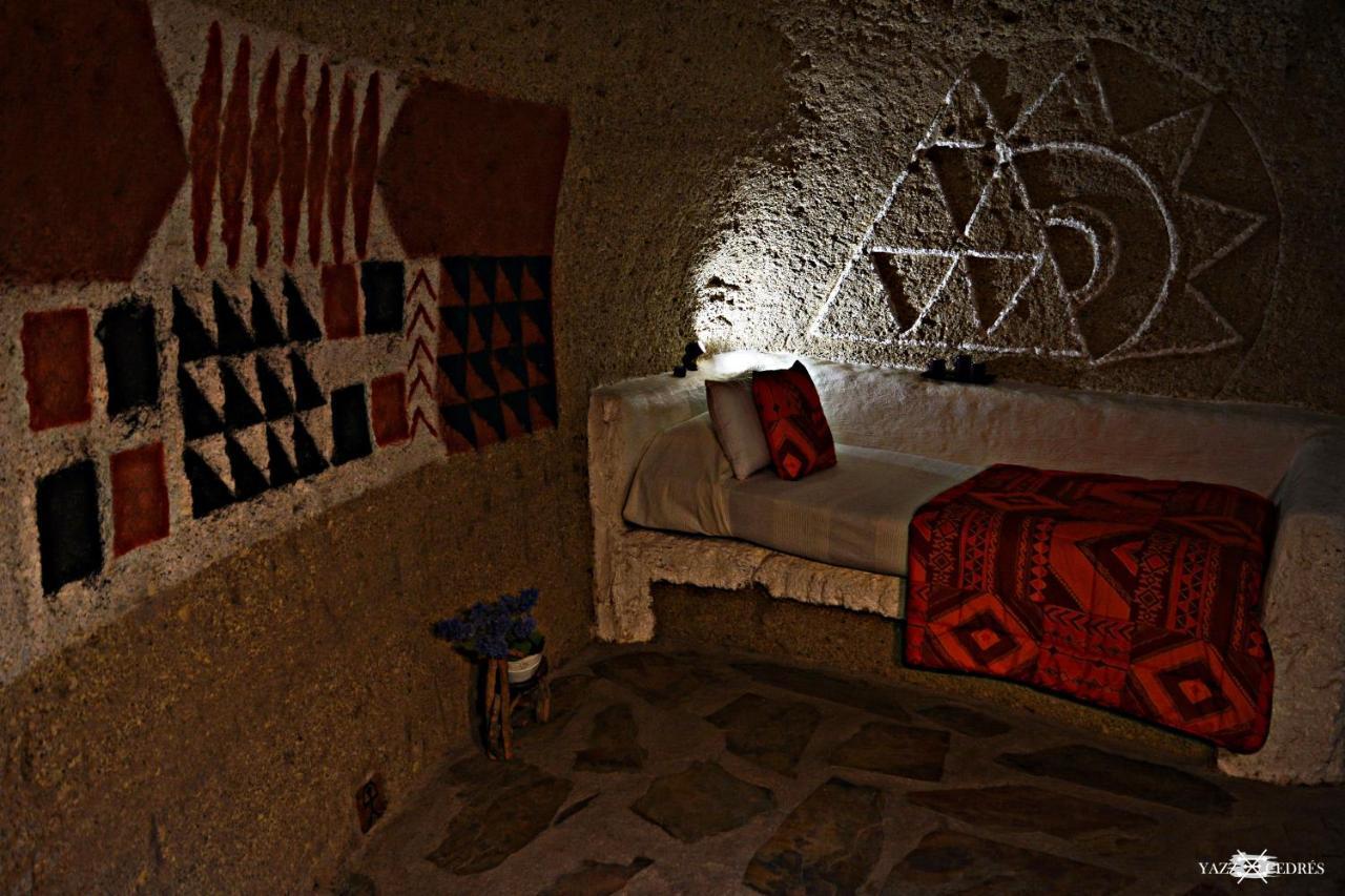 Casas Cueva Alfer *